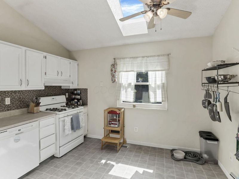 7000 Finchley Drive , Reynoldsburg, OH 43068 Photo 18