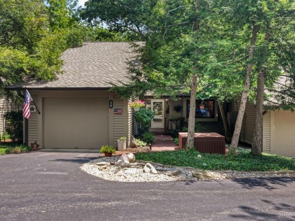30 Big Oak Lane, Unit 8, Milford, OH 45150