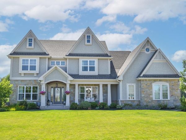 N66W15735 Fox Meadow DRIVE, Menomonee Falls, WI 53051
