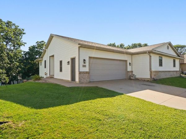 1041 Kristy LANE, Onalaska, WI 54650