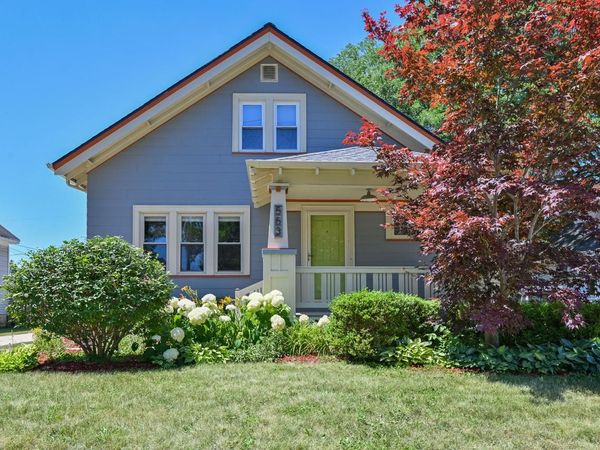 553 N 60th STREET, Wauwatosa, WI 53213