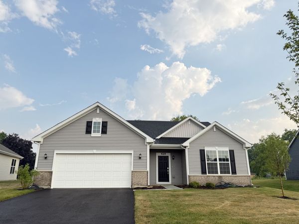 429 Cottrell Lane , Aurora, IL 60506