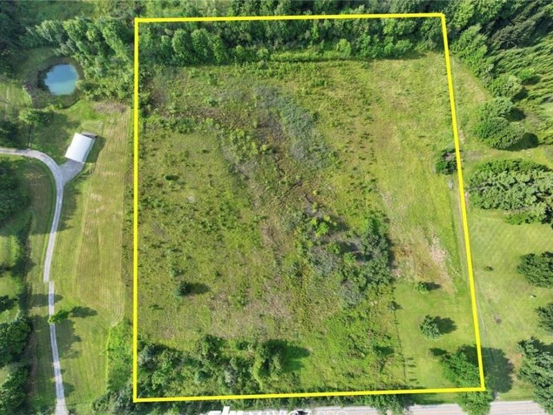 W South Range Road, North Lima, OH 44452 Photo 1
