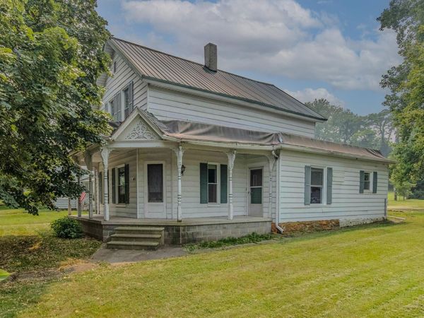 411 S Main Street, Middlebury, IN 46540