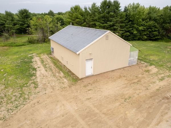 1083 Manchester Road , Belgrade, ME 04917