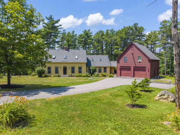 18 Kimberley Circle , Brunswick, ME 04011