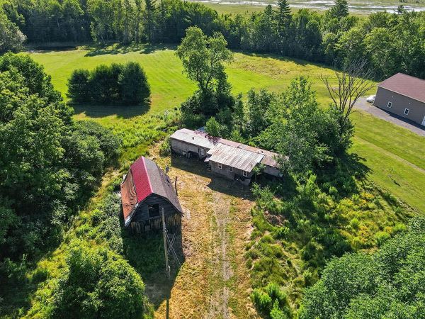 146 Madawaska Road , Palmyra, ME 04965