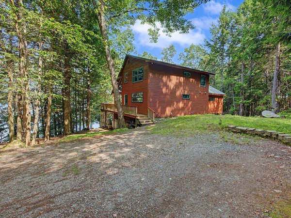 109 Spring Valley Road , Raymond, ME 04071