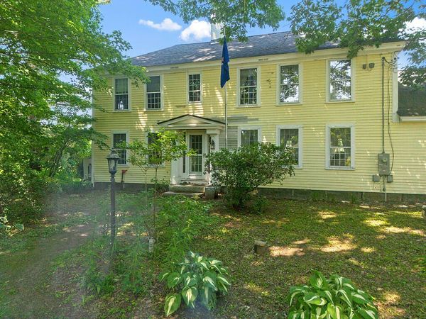 34 Burleigh Road , Vassalboro, ME 04989