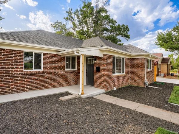 2985 Ivanhoe Street, Denver, CO 80207