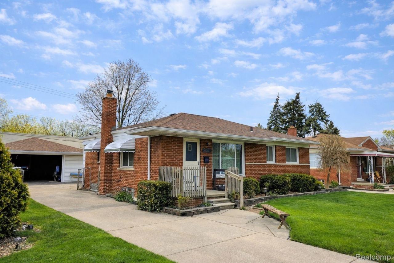 24245 Prairie Lane, Warren, Mi 48089 Main Photo