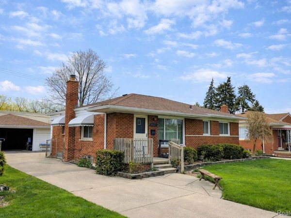 24245 Prairie Lane, Warren, Mi 48089