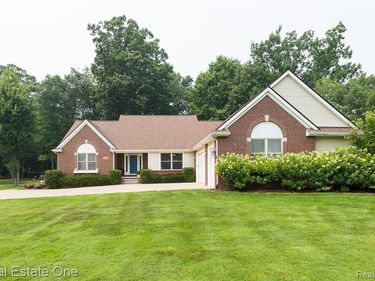 28625 Coyote Court, Lyon Twp, MI 48165