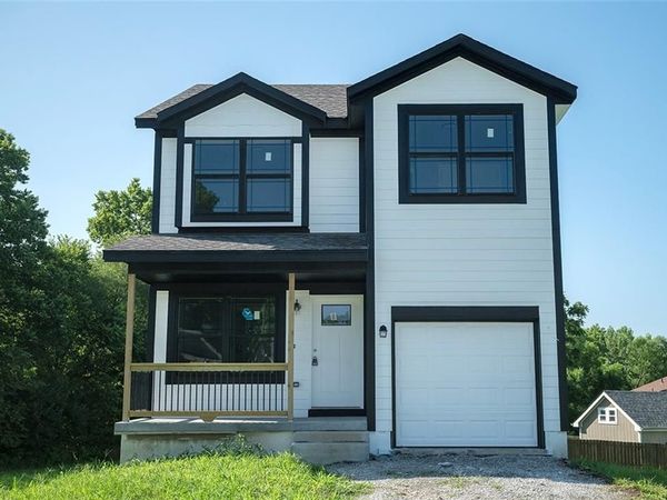 4719 E 135th Court, Grandview, MO 64030