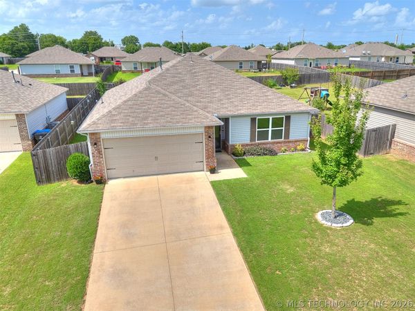 1100 E Richmond Street , Broken Arrow, OK 74012