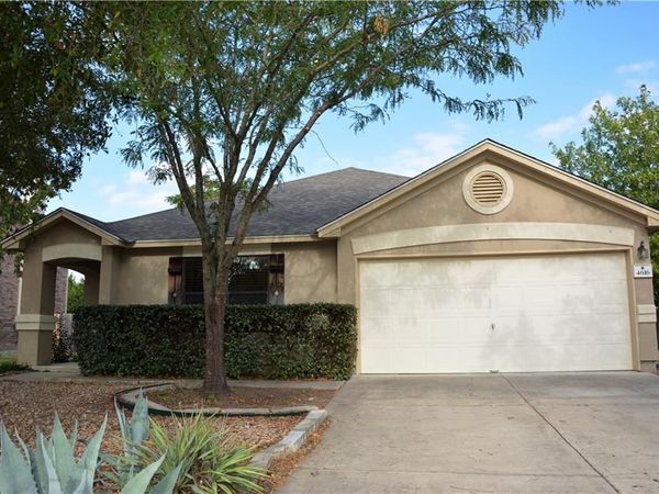 4616 Woodstock DR , Georgetown, TX 78633