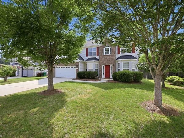 3174 Rock Pond Circle , High Point, NC 27265