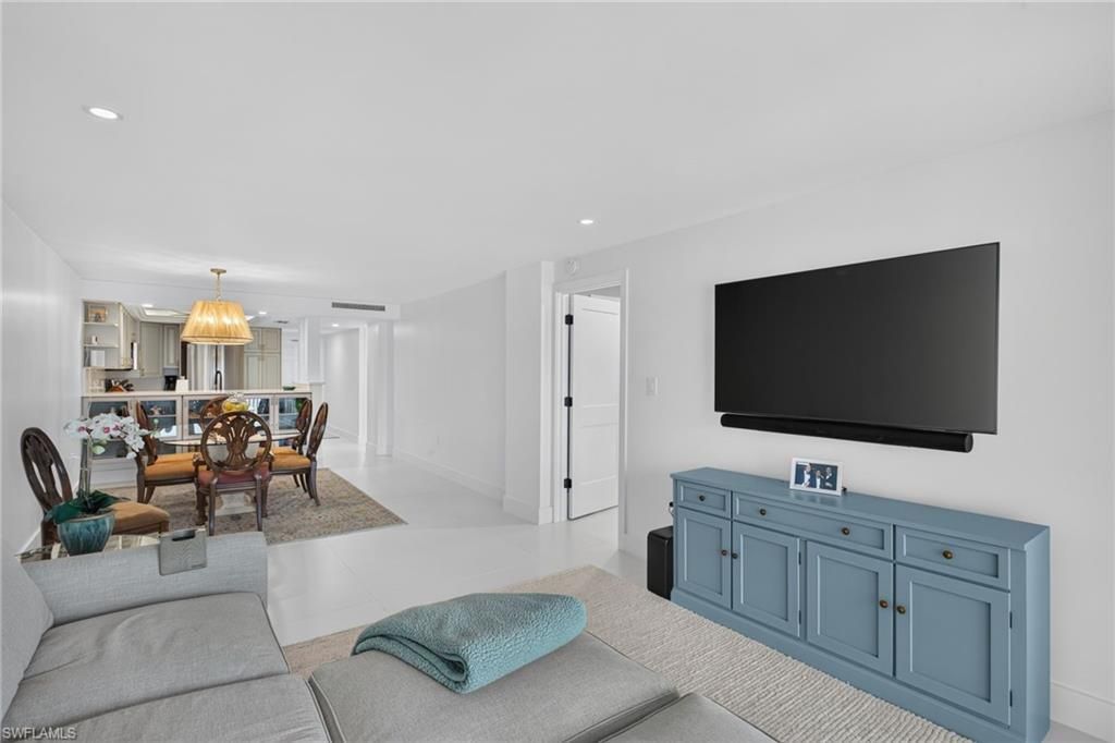 26000 Hickory Blvd , Unit 705, Bonita Springs, FL 34134 Photo