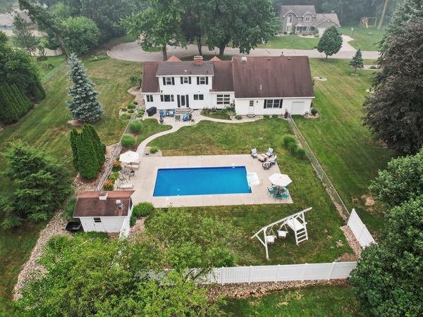 59 Ridgemoor Road, Coldwater, MI 49036
