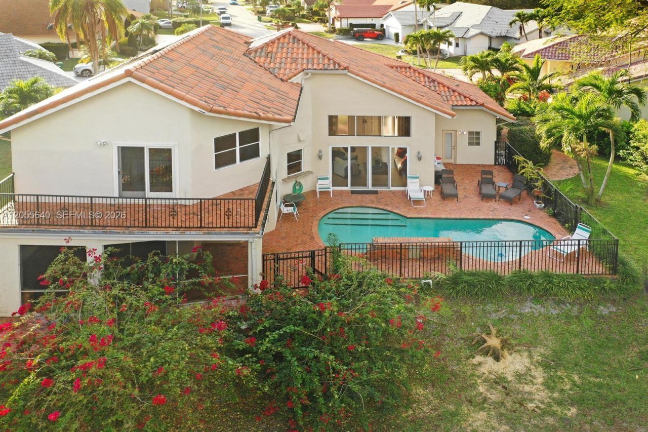 7820 NW 83rd St, Tamarac, FL 33321 Photo
