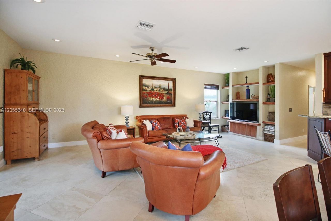 7820 NW 83rd St, Tamarac, FL 33321 Photo