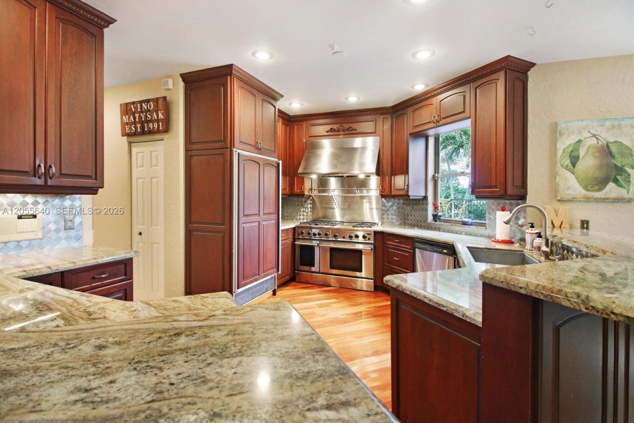 7820 NW 83rd St, Tamarac, FL 33321 Photo