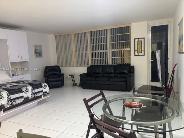 100 Lincoln Rd , Unit 1030, Miami Beach, FL 33139