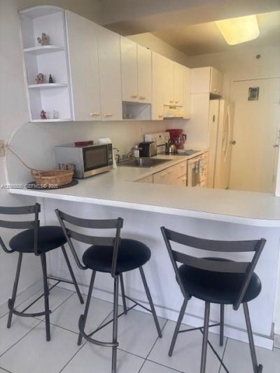 100 Lincoln Rd , Unit 1030, Miami Beach, FL 33139 Photo