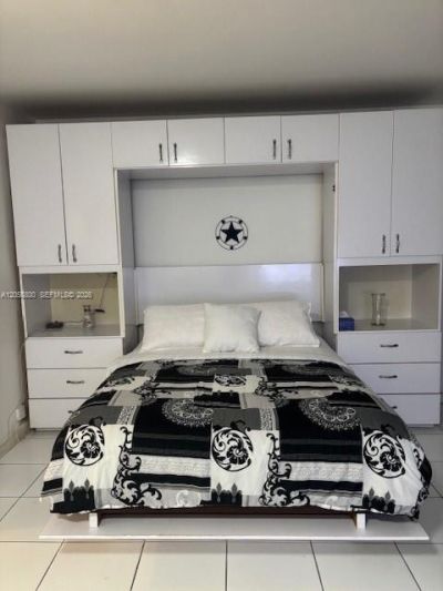 100 Lincoln Rd , Unit 1030, Miami Beach, FL 33139 Photo