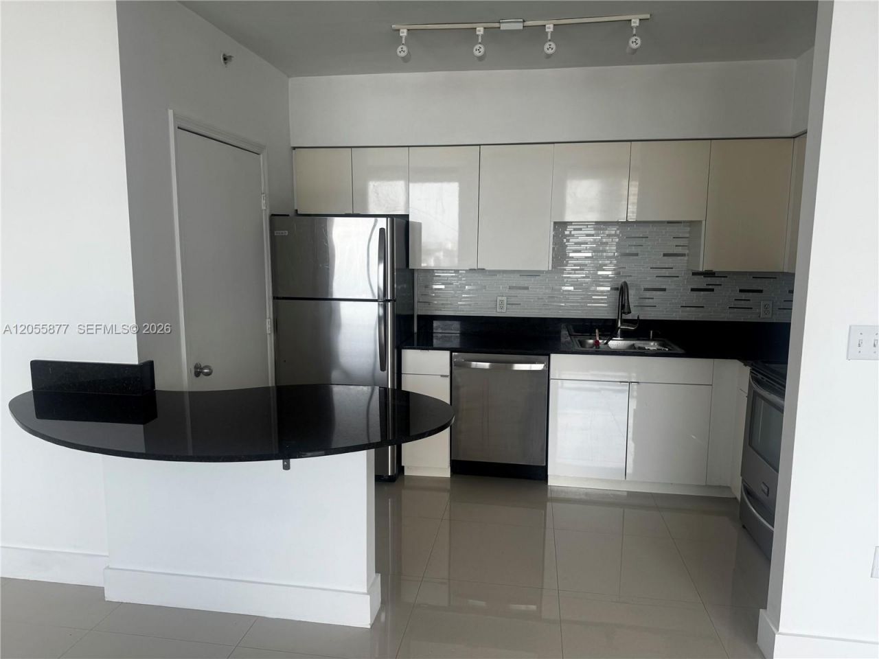 1330 West Ave , Unit 2105, Miami Beach, FL 33139 Photo