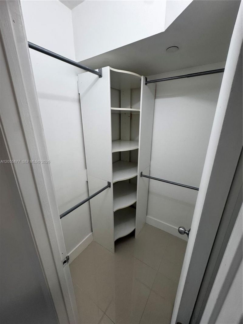1330 West Ave , Unit 2105, Miami Beach, FL 33139 Photo