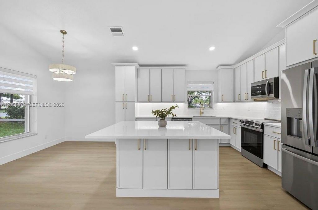1599 Oak Berry Circle , Wellington, FL 33414 Photo