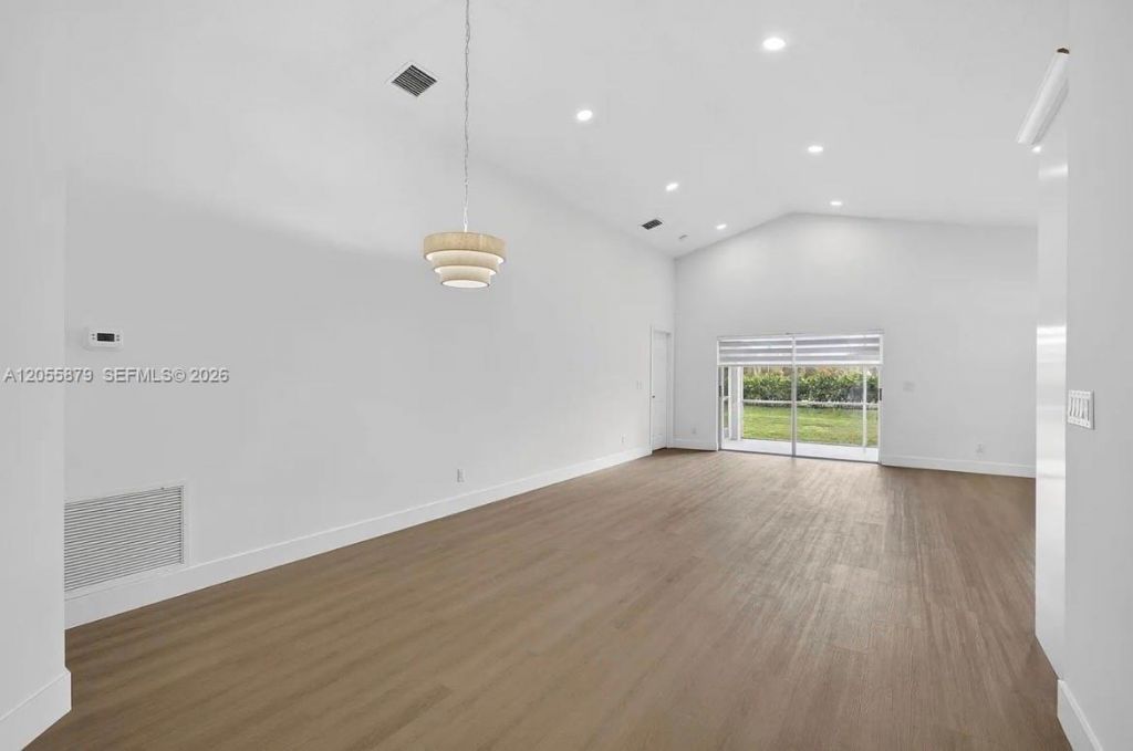 1599 Oak Berry Circle , Wellington, FL 33414 Photo