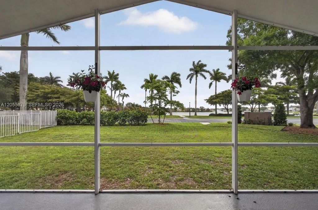 1599 Oak Berry Circle , Wellington, FL 33414 Photo