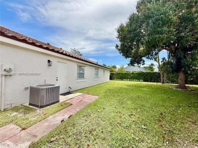 1302 Sheridan Ter , Wellington, FL 33414 Photo