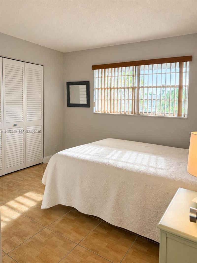 306 Circle Dr S, Unit 203, Boynton Beach, FL 33435 Photo