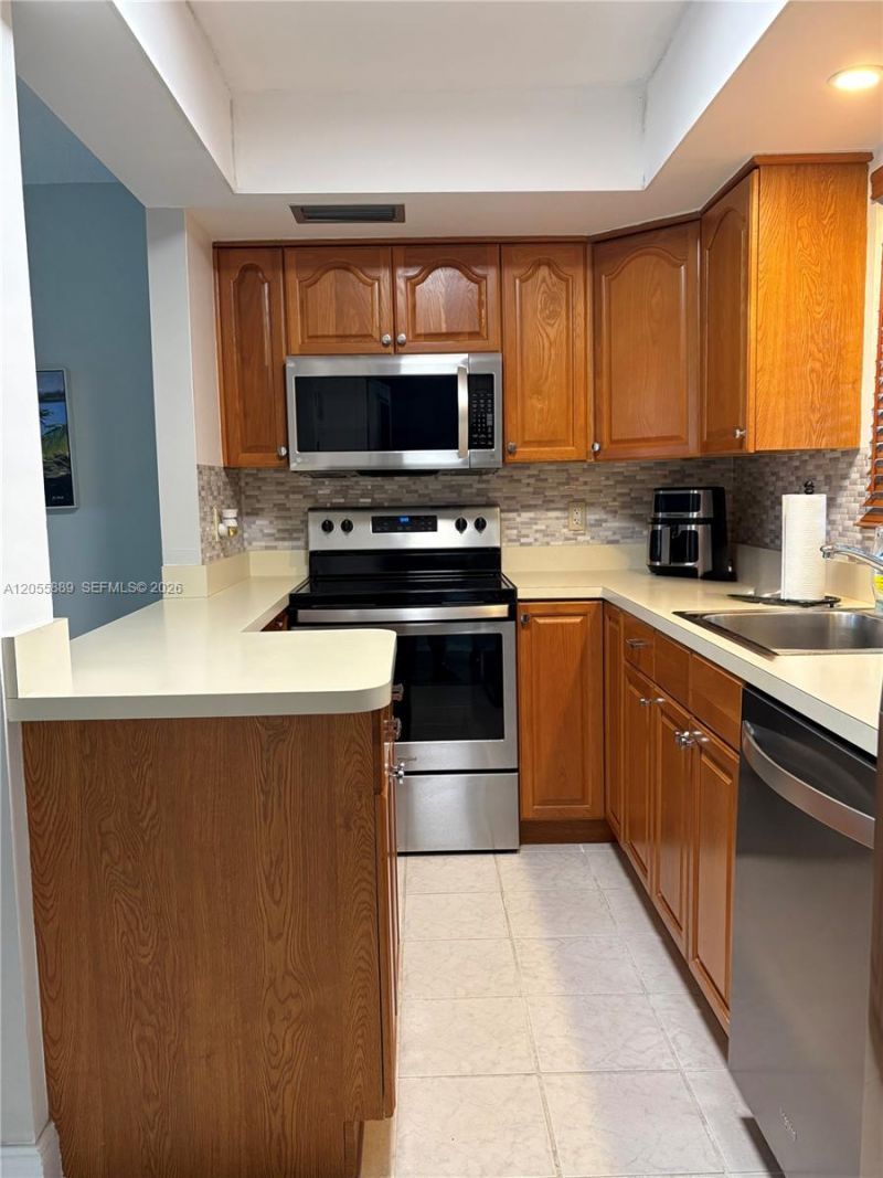 306 S Circle Dr S , Unit 203, Boynton Beach, FL 33435 Photo