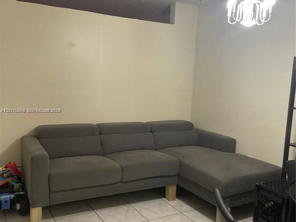 3610 NW 21st St , Unit 311, Lauderdale Lakes, FL 33311