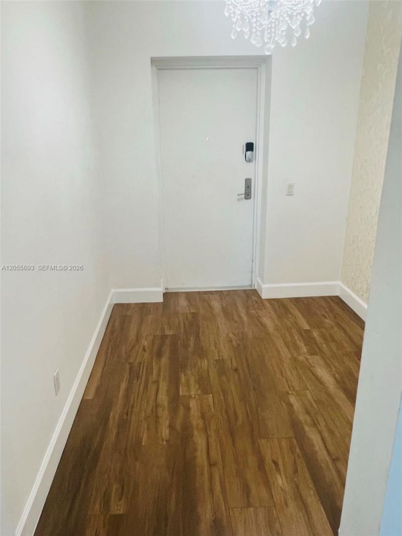 14951 Royal Oaks Ln, Unit 409, North Miami, FL 33181 Photo