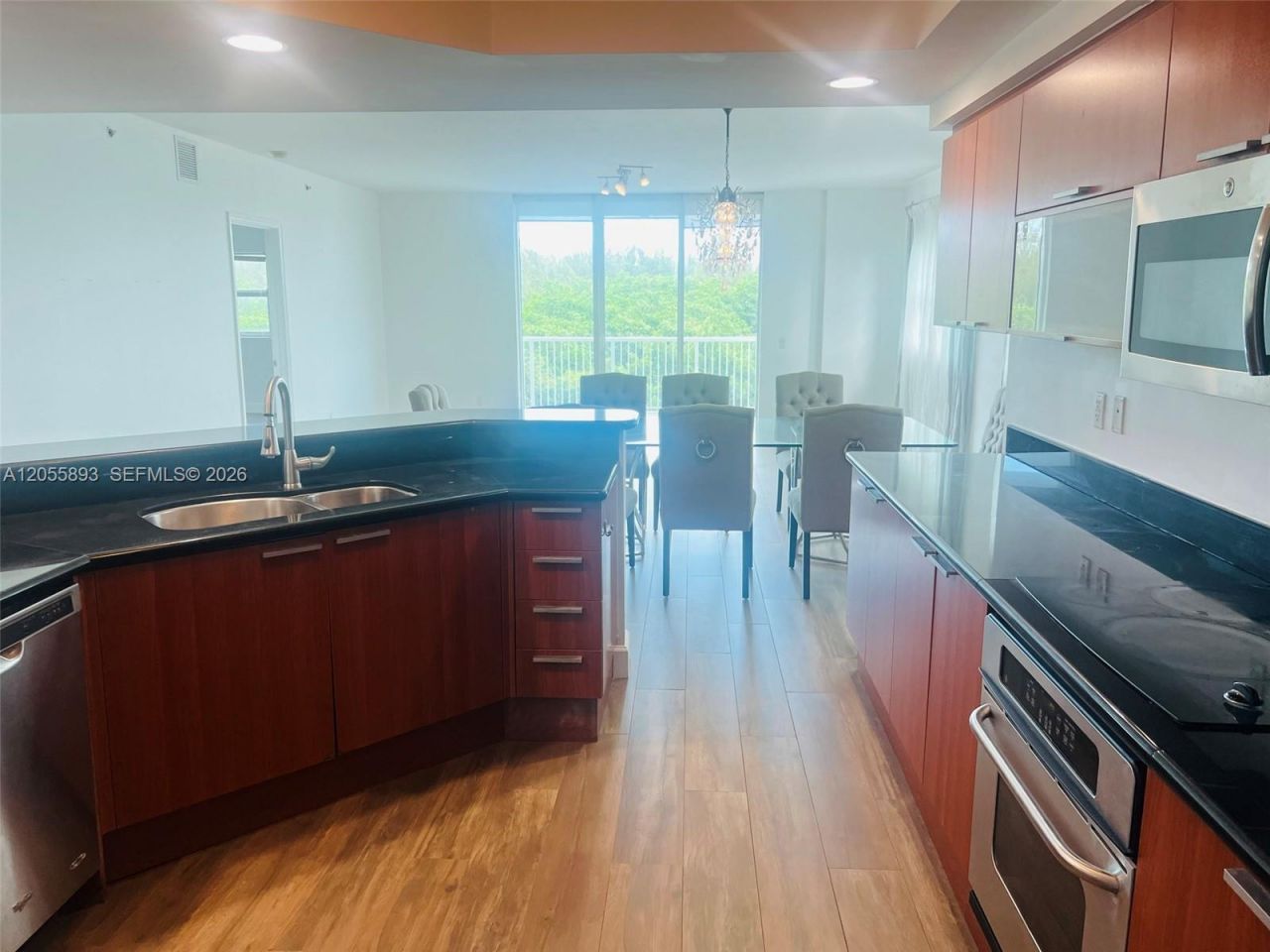 14951 Royal Oaks Ln, Unit 409, North Miami, FL 33181 Photo