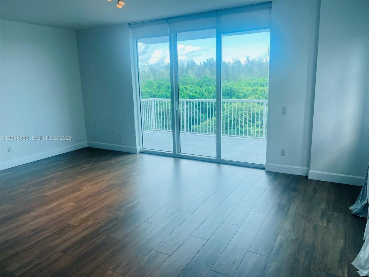 14951 Royal Oaks Ln, Unit 409, North Miami, FL 33181 Photo