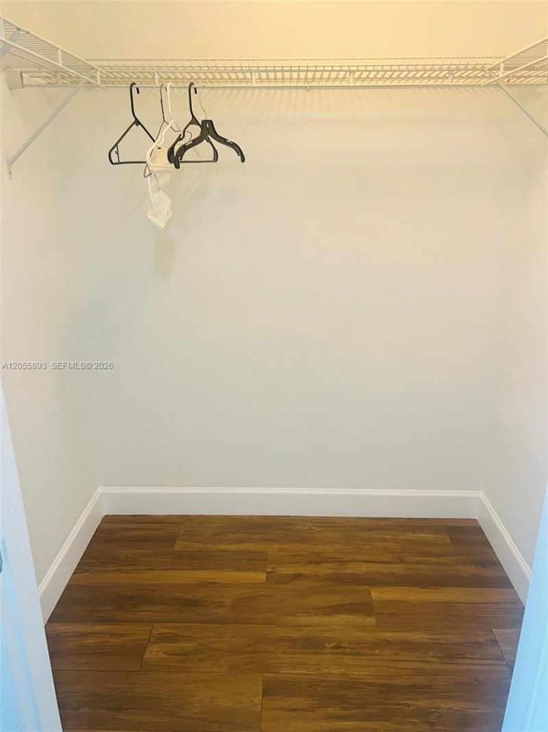 14951 Royal Oaks Ln, Unit 409, North Miami, FL 33181 Photo