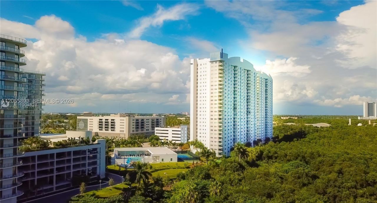 14951 Royal Oaks Ln, Unit 409, North Miami, FL 33181 Photo