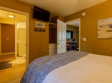 8004 N North Lake Boulevard , Unit #A1, Kings Beach, CA 96148 Photo