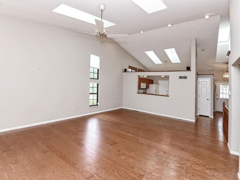 5359 Gantzfield Court, Sharonville, OH 45241 Photo 10