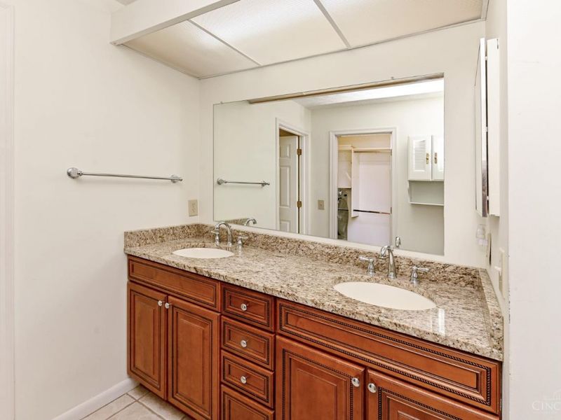 5359 Gantzfield Court, Sharonville, OH 45241 Photo 17