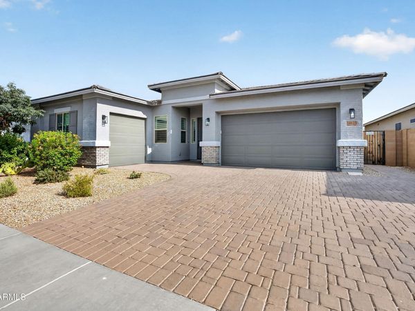 14139 W GRAY FOX Trail, Surprise, AZ 85387