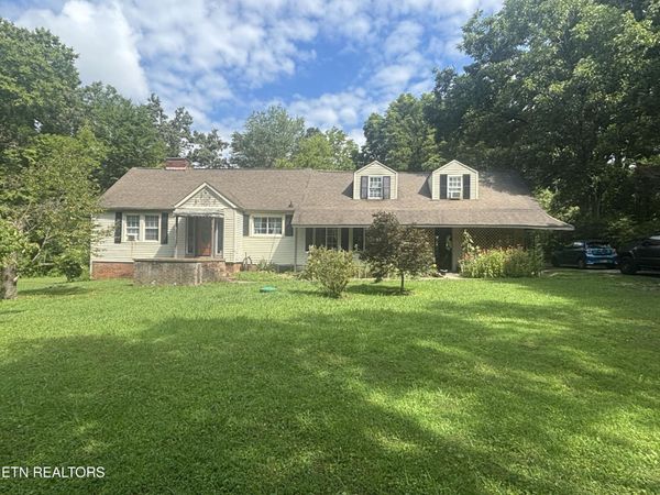 209 E Norton Rd, Knoxville, TN 37920
