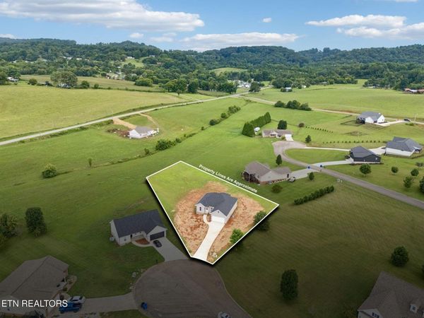 304 Moores Way, Madisonville, TN 37354