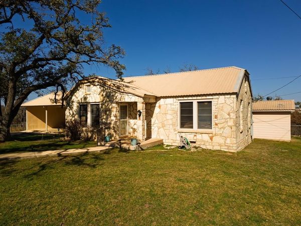 1003 N Ridge St , Lampasas, TX 76550